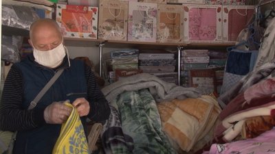 У Черкасах відкрили речові ринки У Черкасах відкрили речові ринки