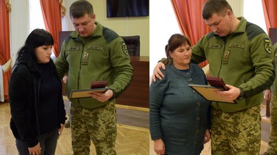 На Волині рідним двох загиблих прикордонників вручили держнагороди На Волині рідним двох загиблих прикордонників вручили держнагороди