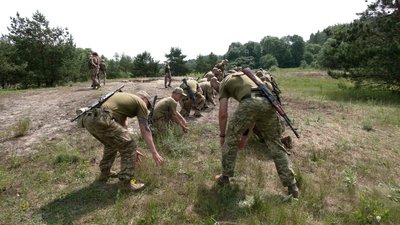 Вишкіл для військових ТРО: на Рівненщині організували навчання з базової підготовки Вишкіл для військових ТРО: на Рівненщині організували навчання з базової підготовки