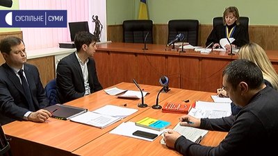 Суд відправив під варту з можливістю застави підозрювану у псевдомінуванні адмінбудівель у Сумах