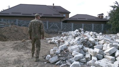 Михайло Савчук, військовий втратив дім