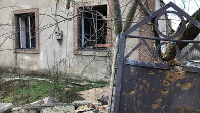 Обстріляний будинок в селищі Широке, Миколаївщина, 22 грудня 2022