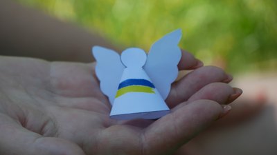 "Обірвані мрії". На Дніпропетровщині провели акцію в пам'ять про дітей, загиблих через російську агресію в Україні "Обірвані мрії". На Дніпропетровщині провели акцію в пам'ять про дітей, загиблих через російську агресію в Україні