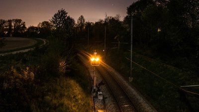 На прикарпатця, який заснув на краю перону, наїхав поїзд