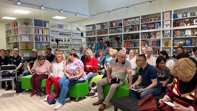 З книгою в руках. У Миколаєві відкрився Центр сучасного читання З книгою в руках. У Миколаєві відкрився Центр сучасного читання