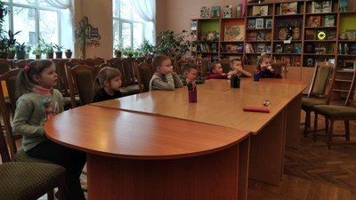 "Не чіпай!": в Житомирі для дітей провели заняття з мінної безпеки