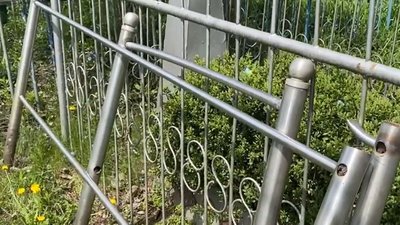 На Черкащині чоловіка затримали за наругу над могилами На Черкащині чоловіка затримали за наругу над могилами