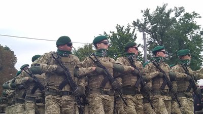 У Львові підняли прапор України на найвищий флагшток в області У Львові підняли прапор України на найвищий флагшток в області