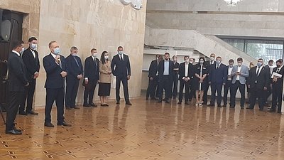 Володимир Зеленський перебуває у Сумах з робочою поїздкою Володимир Зеленський перебуває у Сумах з робочою поїздкою