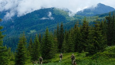Ледь не загинув від переохолодження. У Карпатах знайшли львів'янина, який хотів перетнути кордон