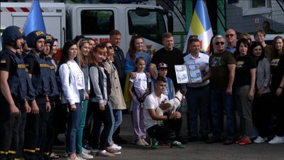 У Рівному Поллі гасила марку "Пес Патрон" У Рівному Поллі гасила марку "Пес Патрон"