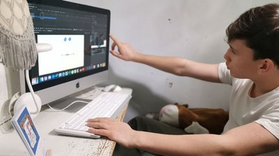 Школяр із Полтави створює патріотичні анімаційні ролики та збирає гроші на допомогу ЗСУ Школяр із Полтави створює патріотичні анімаційні ролики та збирає гроші на допомогу ЗСУ