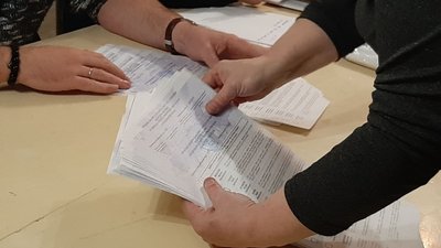 "Цим голосуванням – вони легітимізують викрадення бюлетенів" – ЧЕСНО