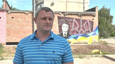 Ініціатор створення стінопису Анатолій Вертелецький Ініціатор створення стінопису Анатолій Вертелецький