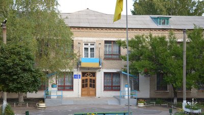На Луганщині з харчовим отруєнням госпіталізували вихованців школи-інтернату