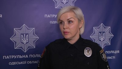 Одеські патрульні розповіли, як перевіряють дотримання карантину у транспорті