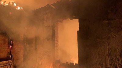У Дніпрі згорів приватний житловий будинок У Дніпрі згорів приватний житловий будинок