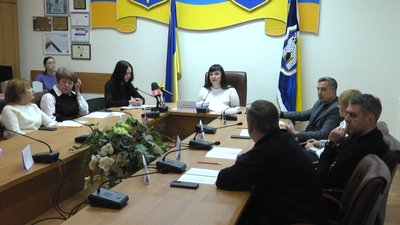 Замість аварійних дерев — молоді насадження: у Житомирі хочуть переглянути стратегію озеленення міста Замість аварійних дерев — молоді насадження: у Житомирі хочуть переглянути стратегію озеленення міста