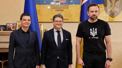 На Закарпаття приїхав уповноважений президента Франції П’єр Ельброн На Закарпаття приїхав уповноважений президента Франції П’єр Ельброн