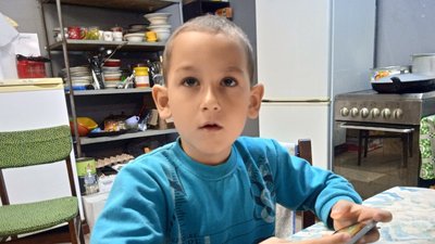 У Кривому Розі переселенці з Херсонщини створили благодійний центр "Українці переможуть!"