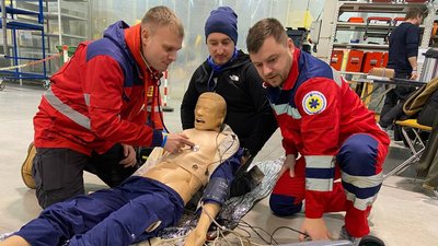 Черкаські медики опанували авіаційну евакуацію у Польщі Черкаські медики опанували авіаційну евакуацію у Польщі
