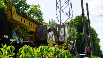 Реконструкція на вулиці Весніна у Харкові: жителі проти зносу трамвайної колії Реконструкція на вулиці Весніна у Харкові: жителі проти зносу трамвайної колії
