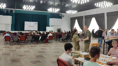 У Сумах вперше навчали військовим іграм та керуванню безпілотниками У Сумах вперше навчали військовим іграм та керуванню безпілотниками