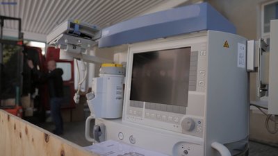 Наркозно-дихальні апарати привезли до Тернополя благодійники з Польщі