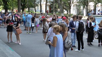 Абітурієнти перед ЗНО з хімії Абітурієнти перед ЗНО з хімії