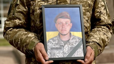 Прощання з воїном Сергієм Денисюком у Рівному 29 березня 2026 року