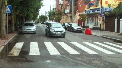271 паркомісце: у центрі Вінниці затвердили майданчики, на яких дозволено паркуватися