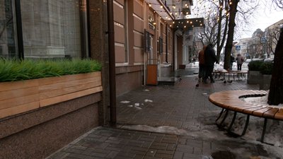 Оминаючи кучугури та перестрибуючи калюжі — як Черкаси справляються з відлигою Оминаючи кучугури та перестрибуючи калюжі — як Черкаси справляються з відлигою