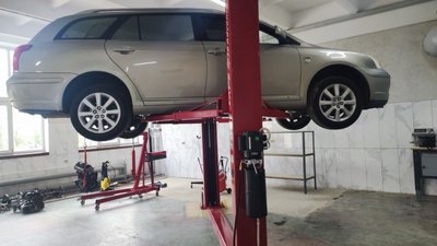 У Брошнівському ліцеї на Франківщині облаштували навчальний центр з обслуговування та ремонту автомобілів