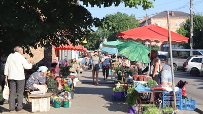 З 1 липня в Охтирці заборонили торгівлю поруч з ринком