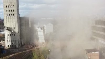 У Харкові підірвали частину елеватора У Харкові підірвали частину елеватора