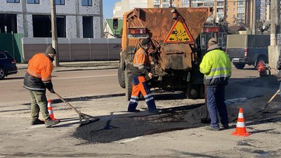 Дороги, асфальт, ремонт, яма, комунальне підприємство, Житомир Дороги, асфальт, ремонт, яма, комунальне підприємство, Житомир