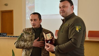 Військовому із Полтавщини передали державну нагороду