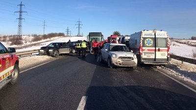 На об’їзній Львова через ДТП ускладнено рух транспорту: травмувалося шестеро людей