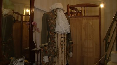 Театральні костюми, перуки та маски: випускники театрального коледжу Одеси представили свої роботи Театральні костюми, перуки та маски: випускники театрального коледжу Одеси представили свої роботи