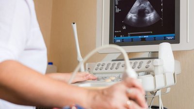 Жіночі консультації у Чернівцях відновили роботу