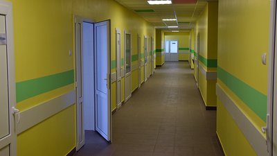 У Сумах біля лікарні залишили немовля з переохолодженням – поліція