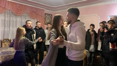 Засівання з конем: особливості давнього обряду з Тернопільщини Засівання з конем: особливості давнього обряду з Тернопільщини