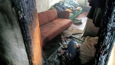 На Житомирщині за добу на пожежі загинули двоє людей: 80-річна жінка та 47-річний чоловік На Житомирщині за добу на пожежі загинули двоє людей: 80-річна жінка та 47-річний чоловік