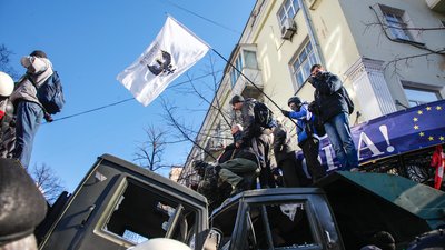 «Майдан як відображення середньовічної війни». Фотограф з Ніжина показав неопубліковані фото «Майдан як відображення середньовічної війни». Фотограф з Ніжина показав неопубліковані фото