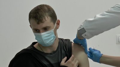 «Жовті» та «зелені» сертифікати про вакцинацію від COVID-19: як це працює на Полтавщині