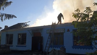 На Житомирщині горів магазин продовольчих та побутових товарів