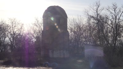 Запорізькі волонтери почали відновлення 130-річної обсерваторії
