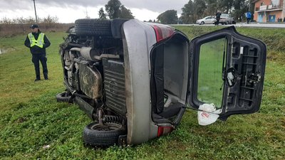 На Сумщині зіткнулися два легковики: є травмовані