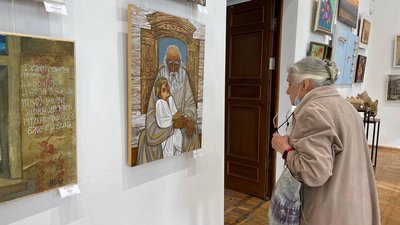 До дня художника у Черкасах відкрили художню виставку До дня художника у Черкасах відкрили художню виставку