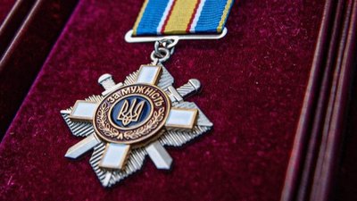 Братові зниклого безвісти воїна Петра Потапчука з Полтавщини передали орден